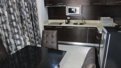 無駄に広いキッチンスペース