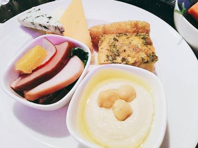 料理が美味しいラウンジ