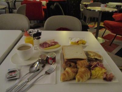 メルキュール パリ オペラ ルーブル