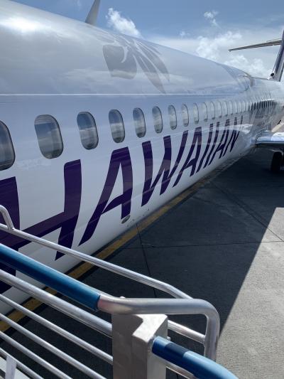 初のハワイアン航空