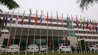 ホテルの前から