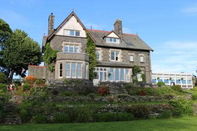 お庭側から見て