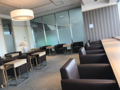 コンパクトな新潟空港