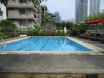 クリスマスシーズンのアマリ ブールバード ホテル