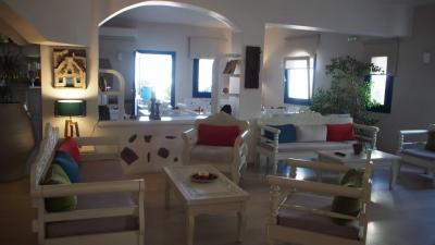 ロビーのソファ、居心地いい！