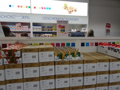 お安くRitter Sport Chocolate が購入できました。ホーエンツォレルン城の帰りに行くといいです。