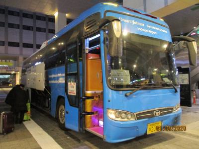 無料のシャトルバス