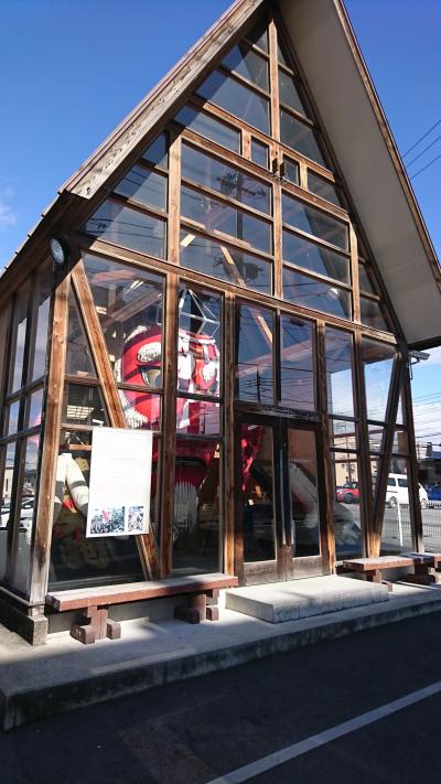 大きな天狗みこしです。