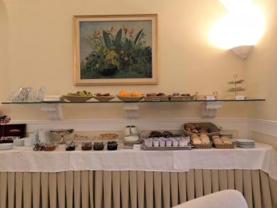 朝食ビュッフェ