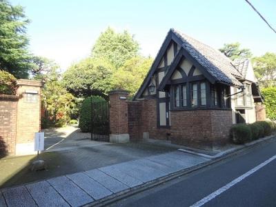 大正時代に建てられた門衛所