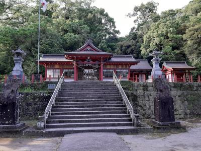 巨樹「大クス」が目印の神社