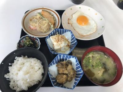 お得な朝食セット