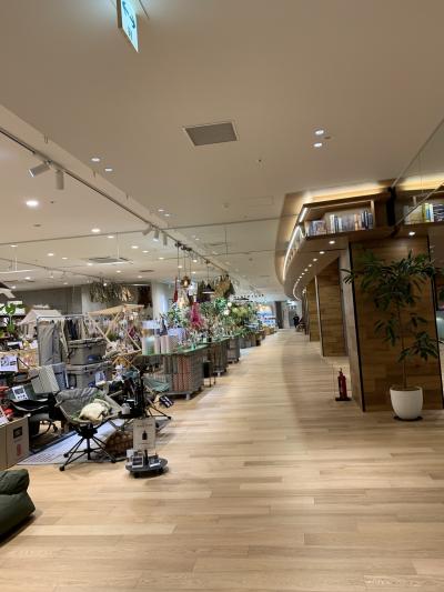 広いTSUTAYA