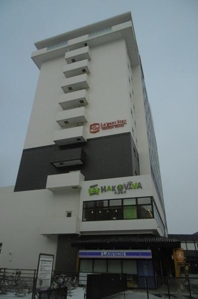 駅近で、ホテル直結。食事もショッピングもできて便利！