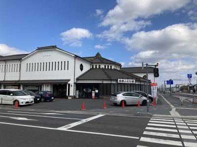 松江城すぐそば島根県の特産品が沢山おいてあります。無料の駐車場も