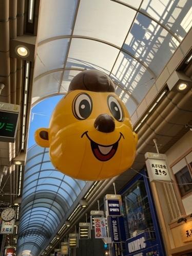 マスク屋さんがいっぱい！