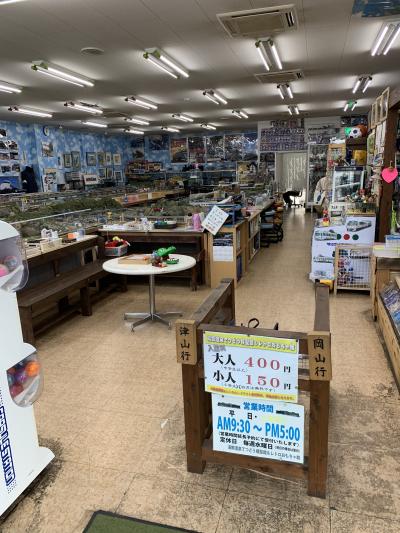 おもちゃ好きの方は楽しめます。