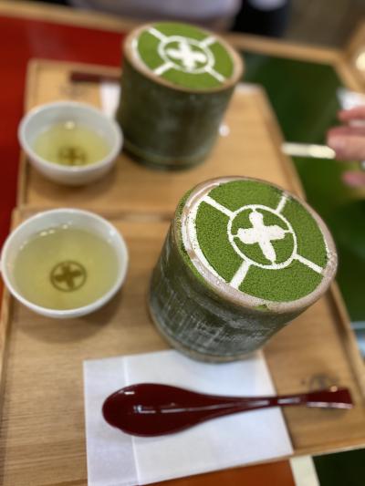 抹茶パフェを食べましょう