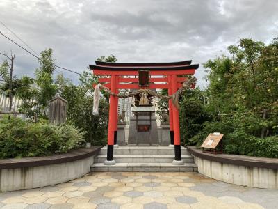 福屋稲荷神社あり。