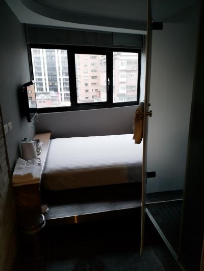 大きな窓でした。