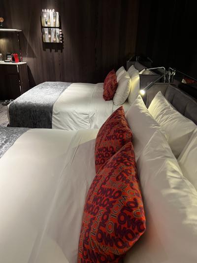 キングベッド２台