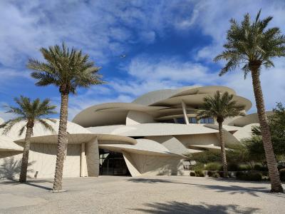 カタール国の建物だけが立派で入場料にそぐわない展示内容の博物館