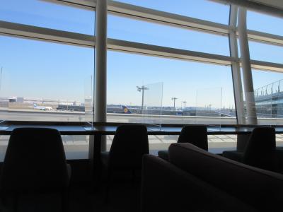 ヒコーキも眺められる快適な空間