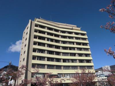 海沿いのホテルで、夕食・朝食共に部屋でゆっくり食事が楽しめました。