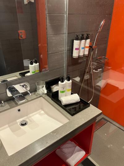 洗面所もそう広くありません