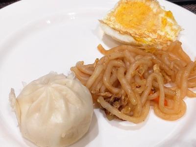 朝食：中華っぽいのもあり