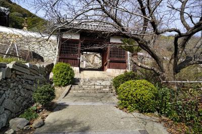 鞆の浦を一望できるお寺です