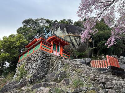 筋肉が喜ぶ急な石段の先にある神聖な場所