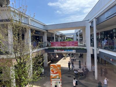 コンパクトで見やすいアウトレットです！