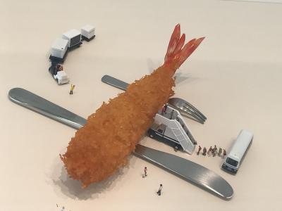 神戸空港展示室でクスッと笑う。