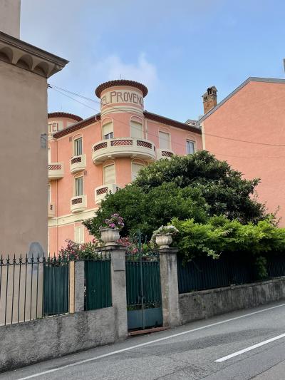 すてきな家庭経営のホテル