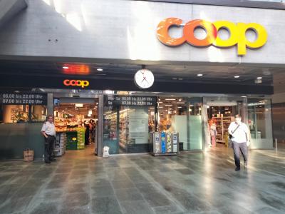 Coopあります