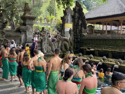 沐浴の出来る寺院