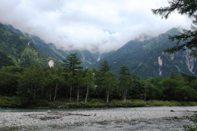 上高地の綺麗な清流です