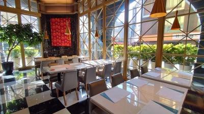 朝食時のダイニング