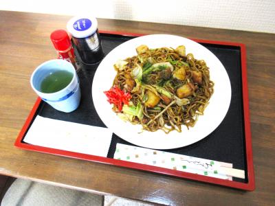 足利一のポテト入り焼きそばの店「喜左衛門」