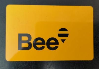 Beeカードは空港往復にも使う価値があります。