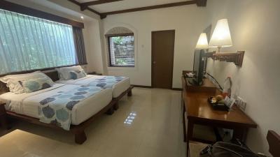 ダブルとツインの部屋であればコネクティングにしてくれます