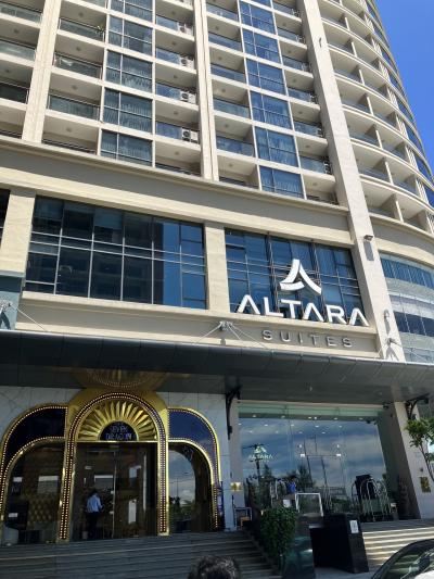 エントランス正面