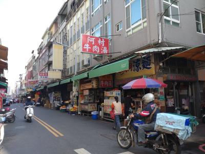 永楽市場内にある早朝から営業している牛肉湯屋さん