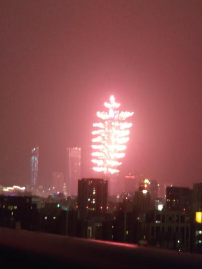 屋上からの台北101の年越し花火