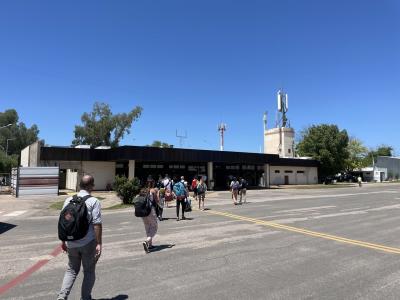 サルタとメンドーサの間にあるラ・リオハの町の小さな空港