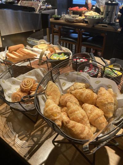 朝食会場の一角　