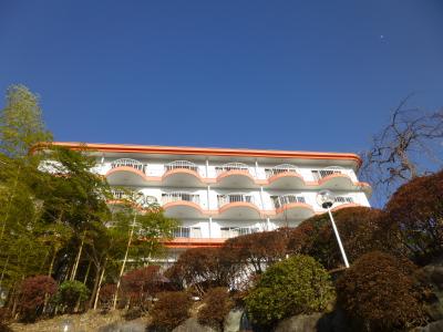 日の出、夜景を楽しめる高台の宿