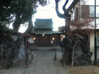 岩槻駅南側の神社