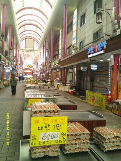 釜山駅至近なのに、日本人が少ないのが味わい深い…